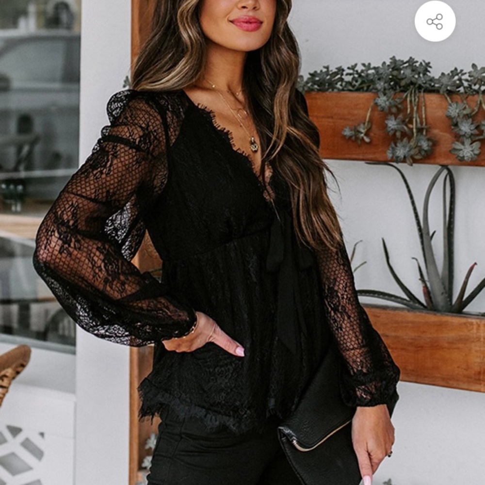 Vici Dolls black lace long sleeve new with tags sz L